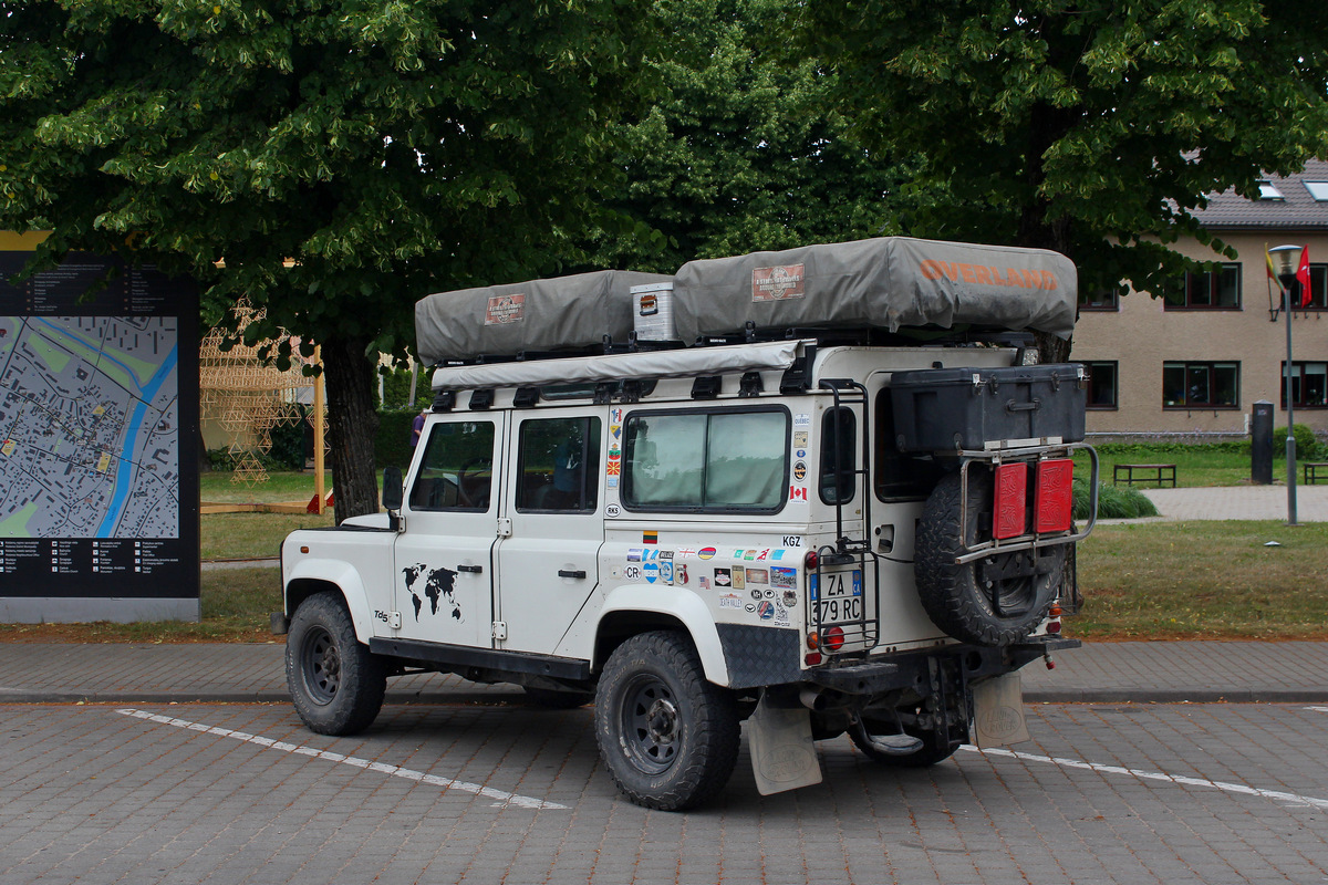 Италия, № ZA 379RC — Land Rover Defender '83-03