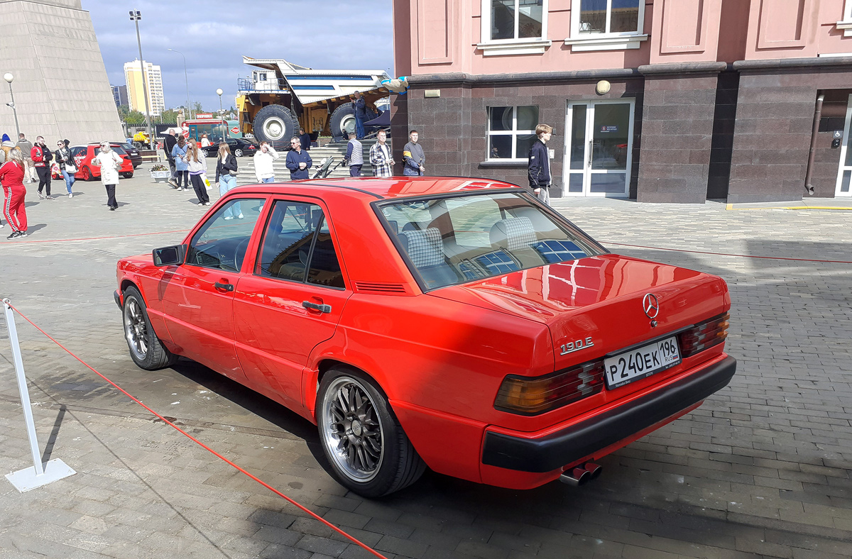 Свердловская область, № Р 240 ЕК 196 — Mercedes-Benz 190 (W201) '82-93