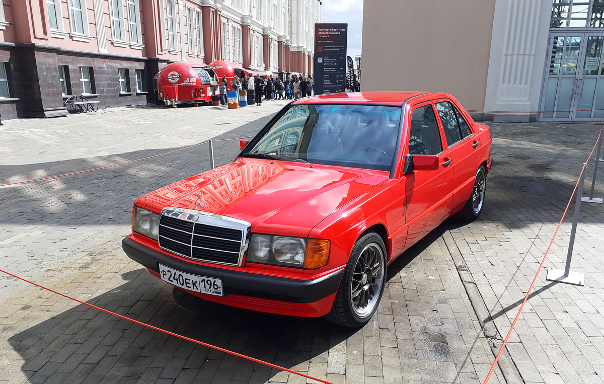 Свердловская область, № Р 240 ЕК 196 — Mercedes-Benz 190 (W201) '82-93