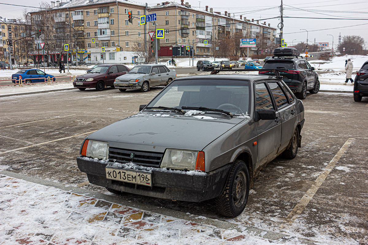 Свердловская область, № К 013 ЕМ 196 — ВАЗ-21099 '90-04