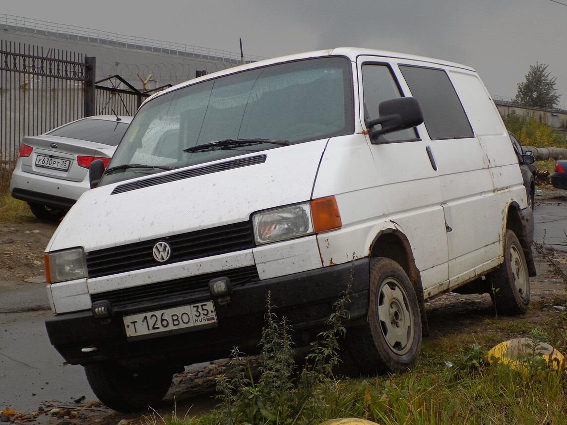 Вологодская область, № Т 126 ВО 35 — Volkswagen Typ 2 (T4) '90-03