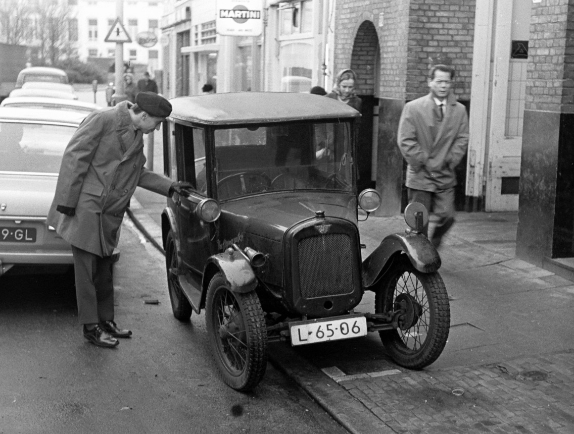 Нидерланды, № L-65-06 — Austin (Общая модель); Нидерланды — Исторические фотографии