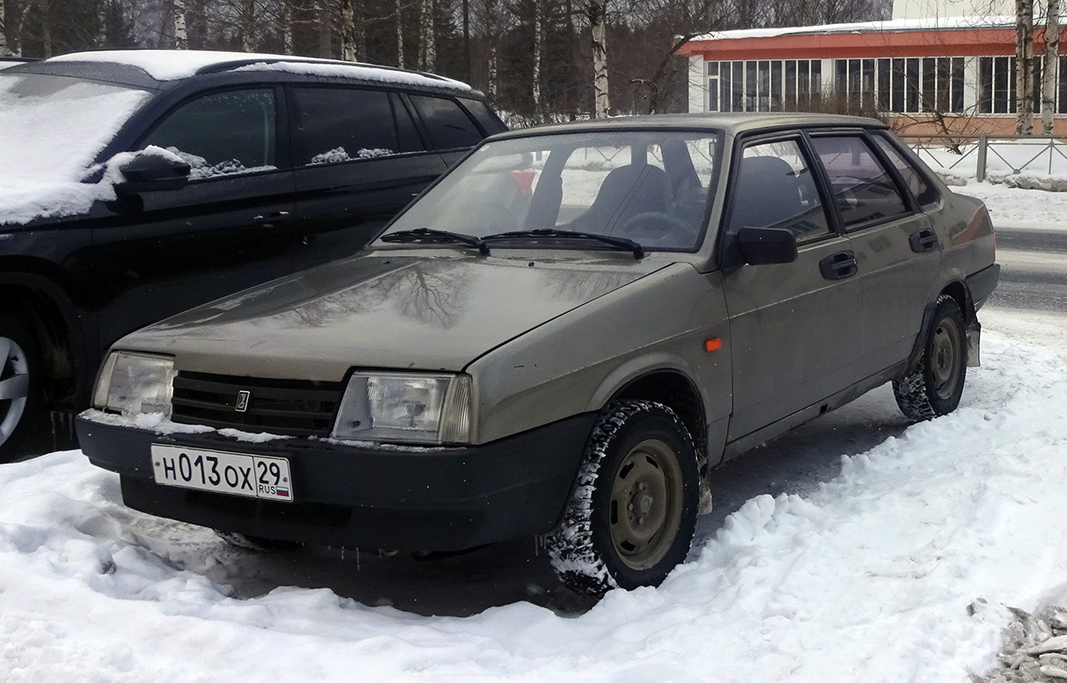 Архангельская область, № Н 013 ОХ 29 — ВАЗ-21099 '90-04