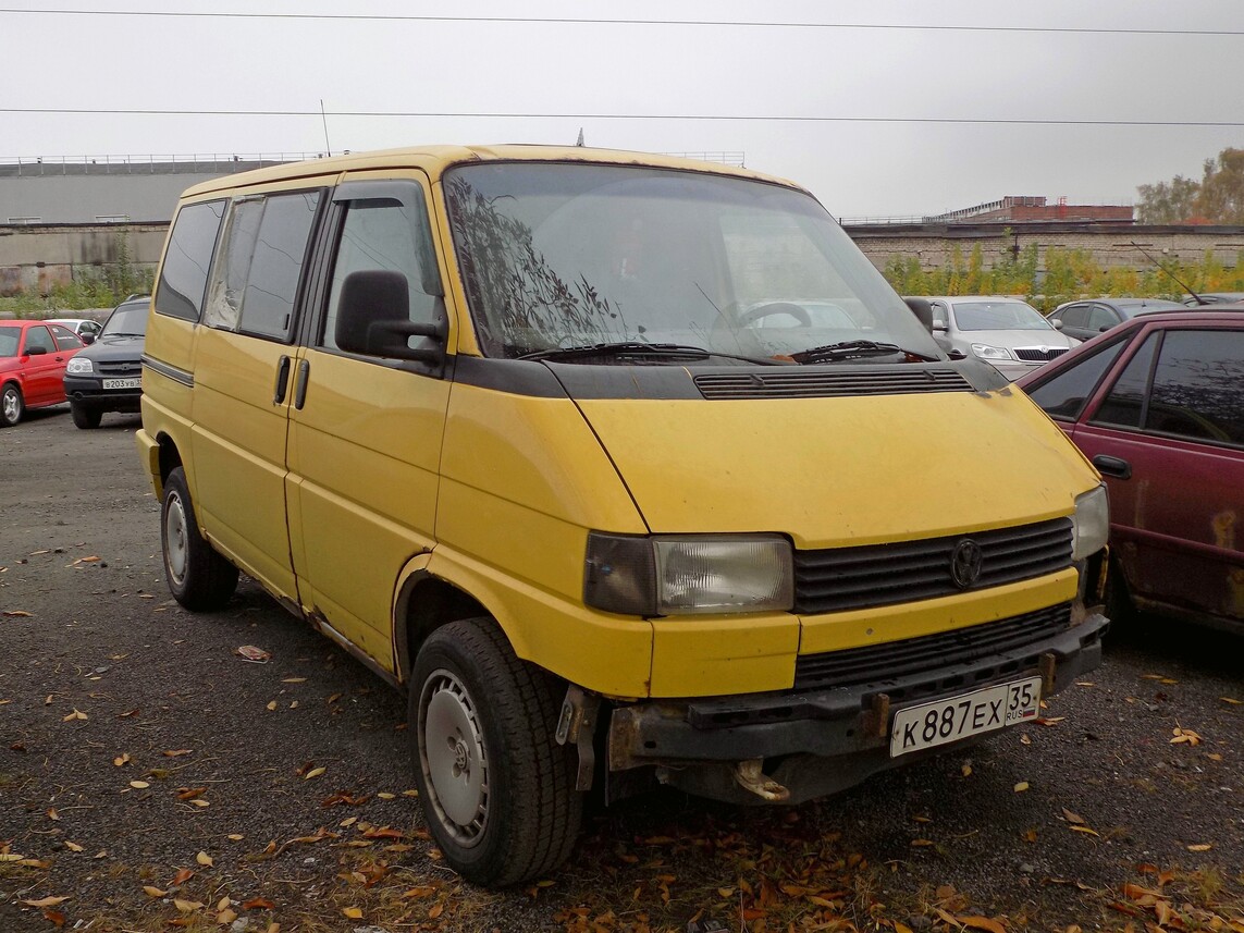 Вологодская область, № К 887 ЕХ 35 — Volkswagen Caravelle (T4) '90-03