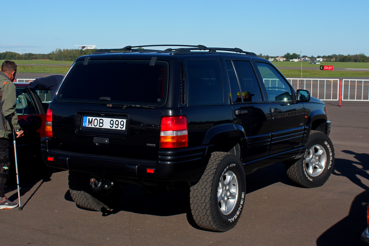 Литва, № MOB 999 — Jeep Grand Cherokee (ZJ) '92-98; Литва — Retro mugė 2024 ruduo