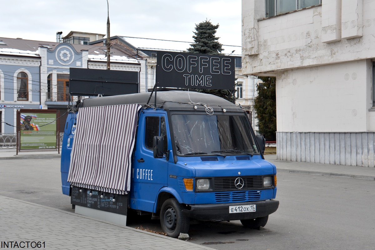 Северная Осетия, № Е 412 ОХ 15 — Mercedes-Benz T1 '76-96