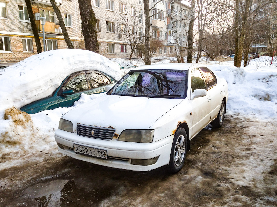 Московская область, № В 522 АТ 190 — Toyota Camry (V40) '94-98