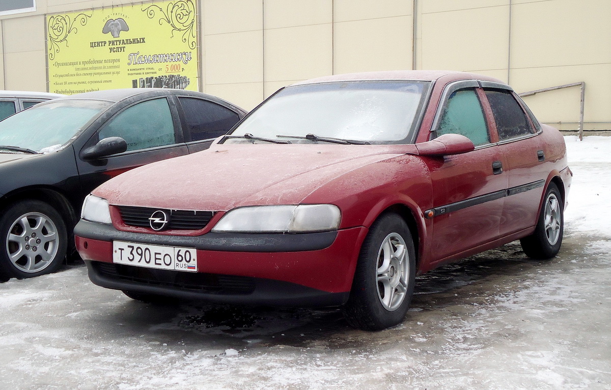 Псковская область, № Т 390 ЕО 60 — Opel Vectra (B) '95-02