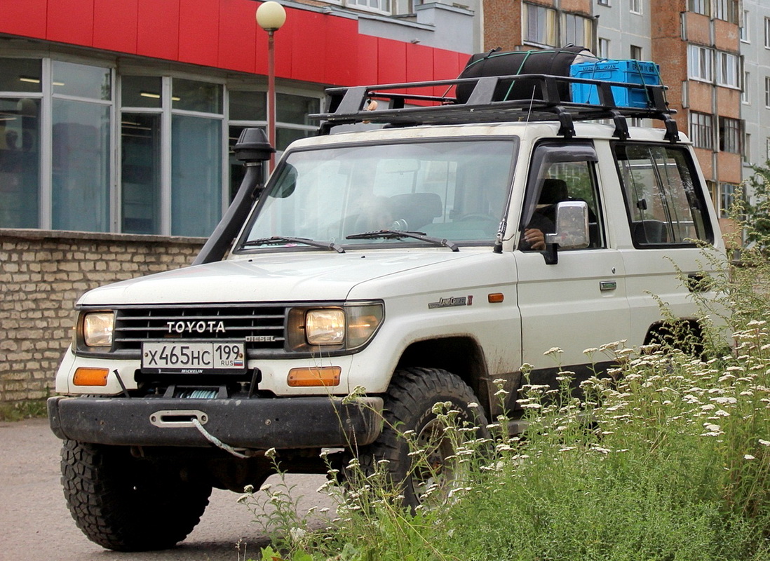 Москва, № Х 465 НС 199 — Toyota Land Cruiser Prado (J70) '90-96