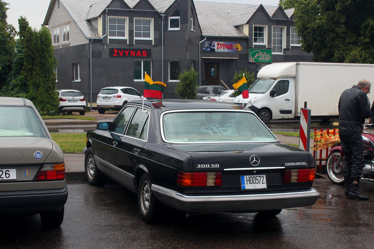 Литва, № H00572 — Mercedes-Benz (W126) '79-91; Литва — Radviliškio miesto šventė 2024