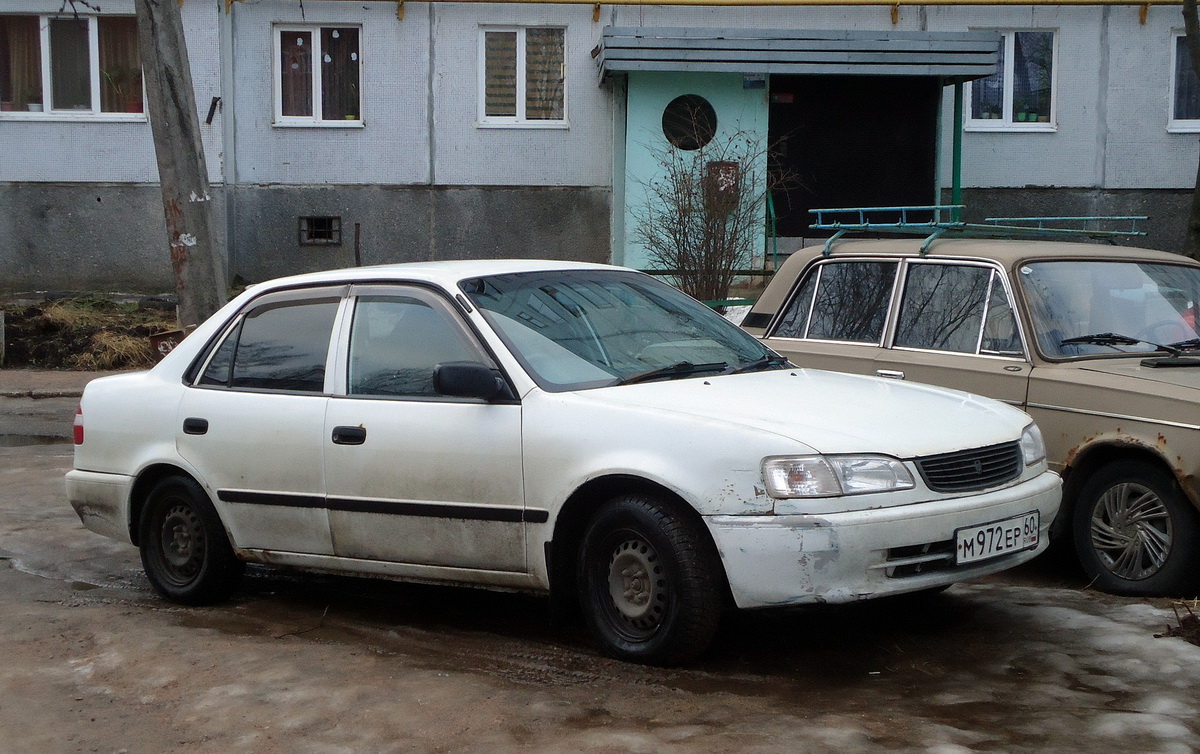 Псковская область, № М 972 ЕР 60 — Toyota Corolla (E110) '95-02