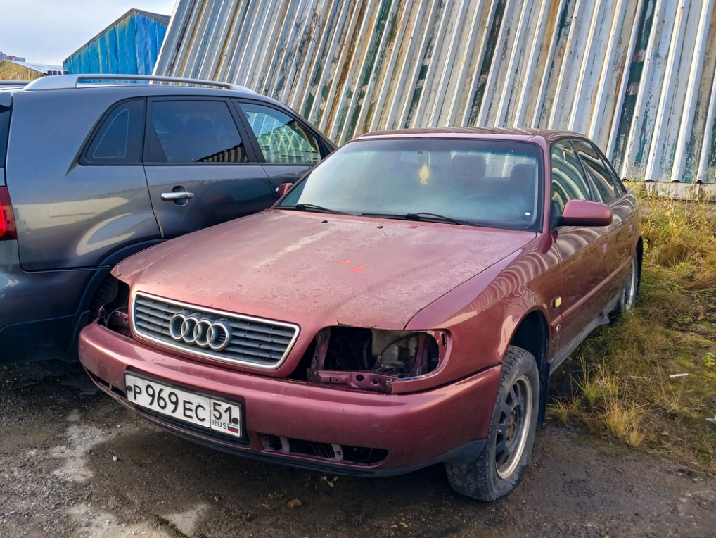 Мурманская область, № Р 969 ЕС 51 — Audi 100 (C4) '90-94