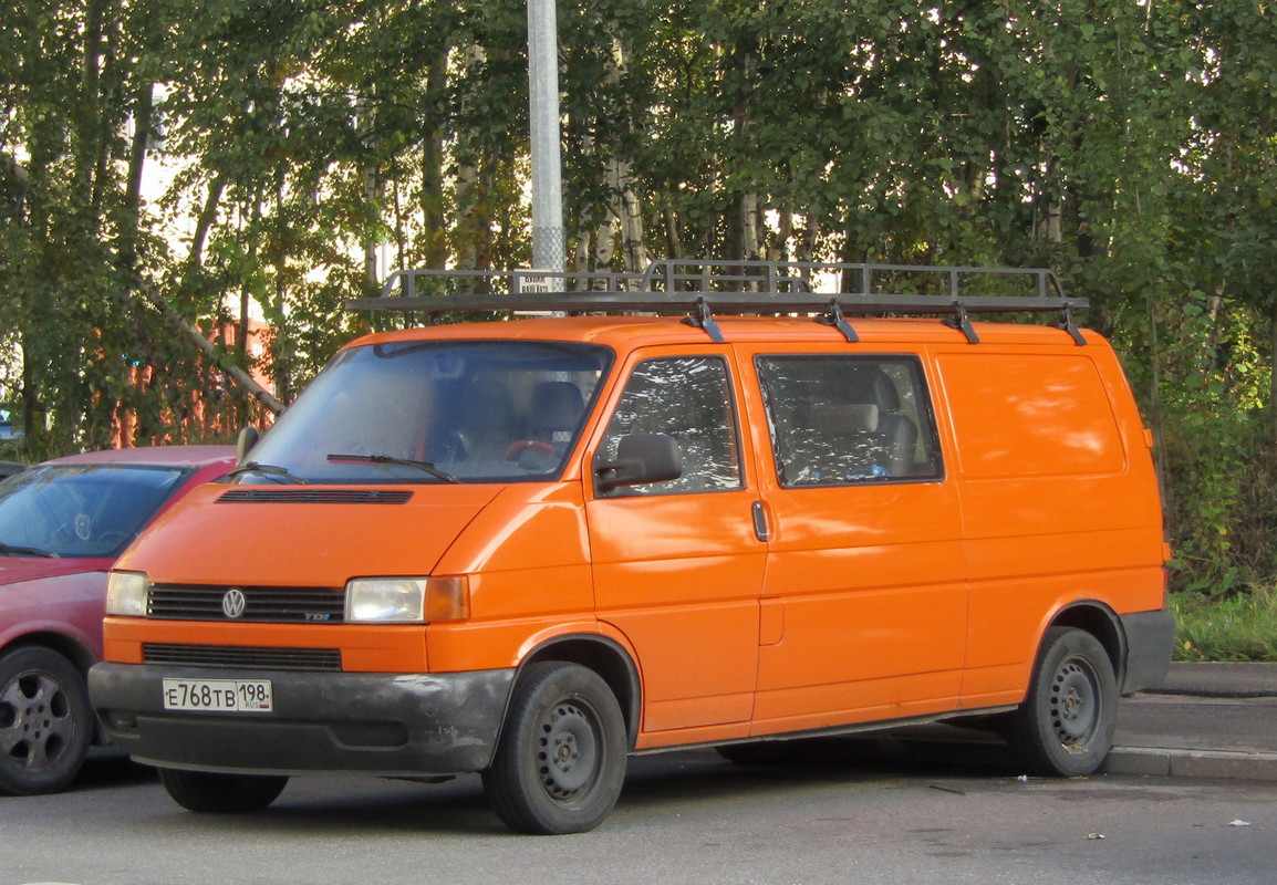 Санкт-Петербург, № Е 768 ТВ 198 — Volkswagen Typ 2 (T4) '90-03