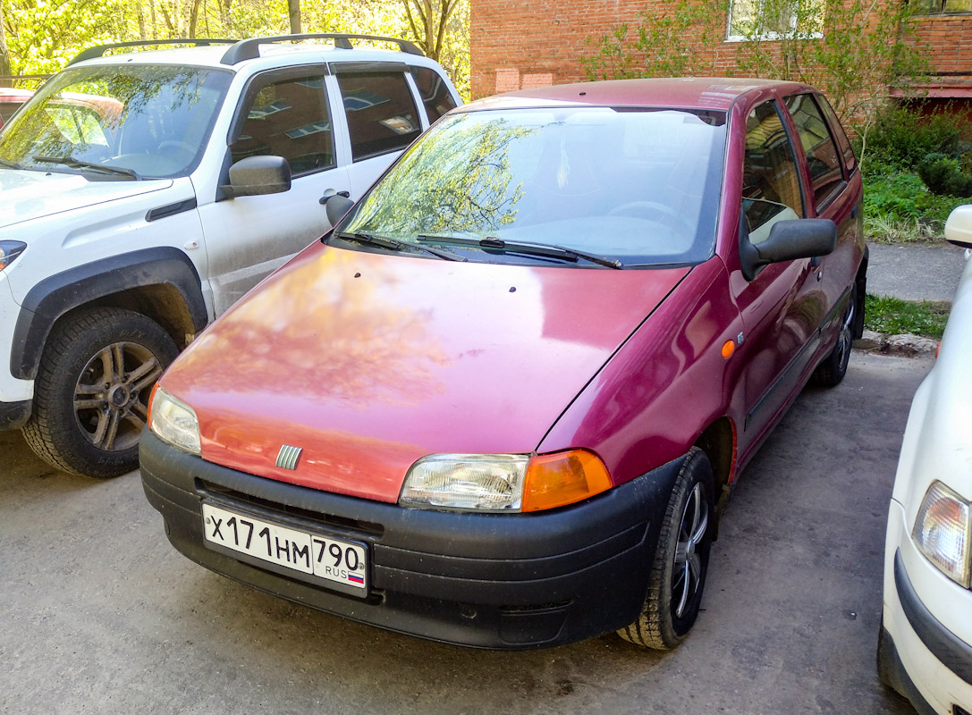 Московская область, № Х 171 НМ 790 — FIAT Punto (176) '93-00