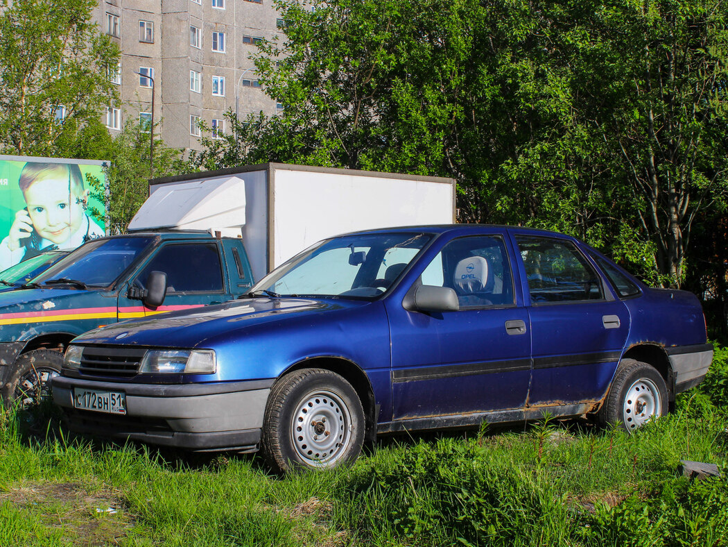 Мурманская область, № С 172 ВН 51 — Opel Vectra (A) '88-95