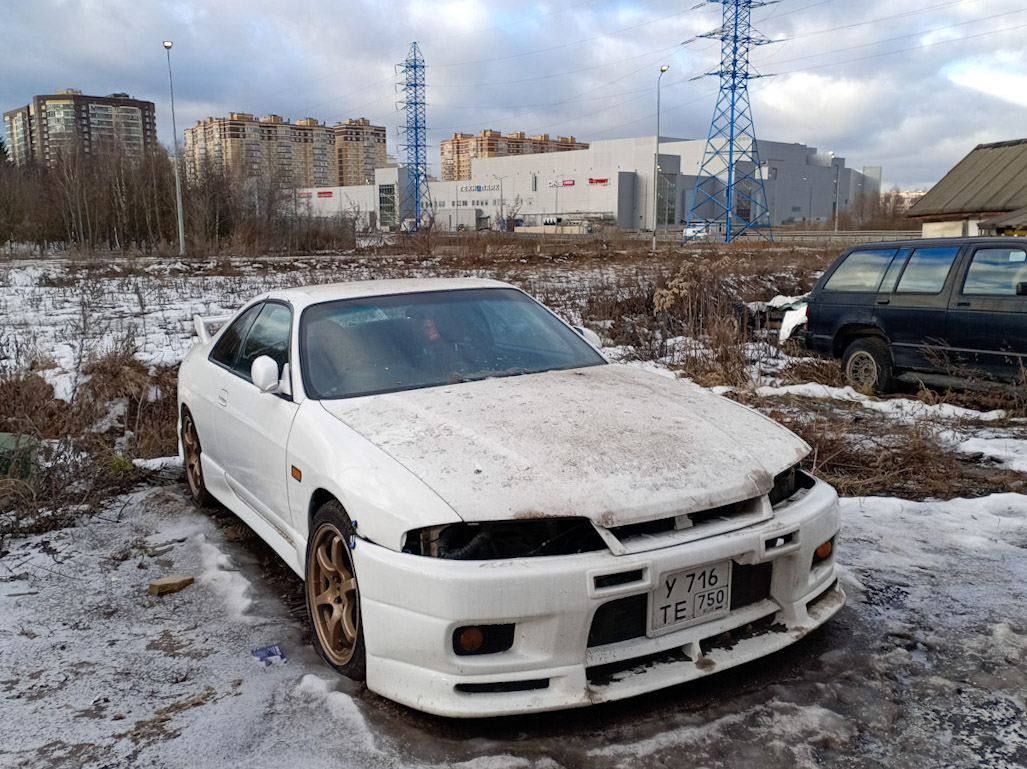 Московская область, № У 716 ТЕ 750 — Nissan Skyline (R33) '93-98