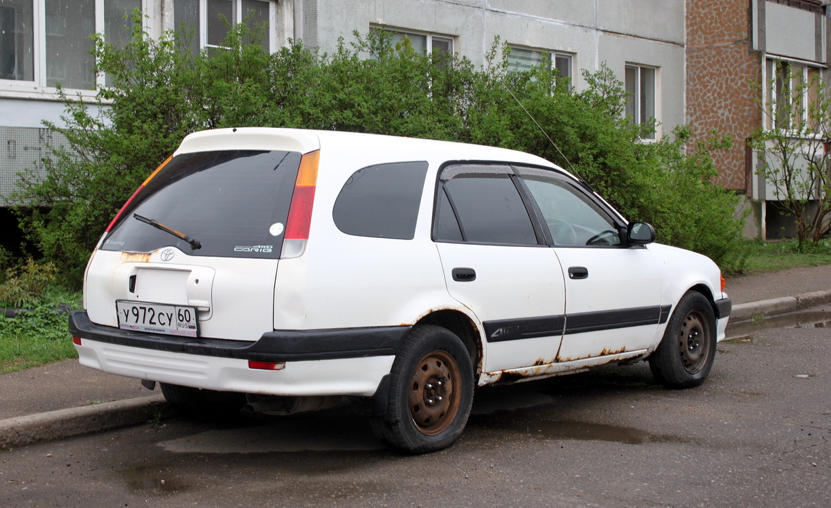 Псковская область, № У 972 СУ 60 — Toyota Sprinter Carib (AE110G) '95-02