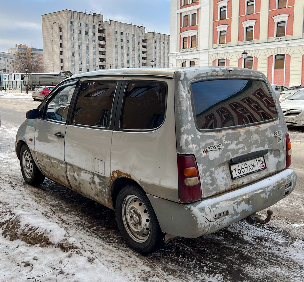 Татарстан, № Т 669 ХМ 116 — ВАЗ-21204 Надежда '02-05