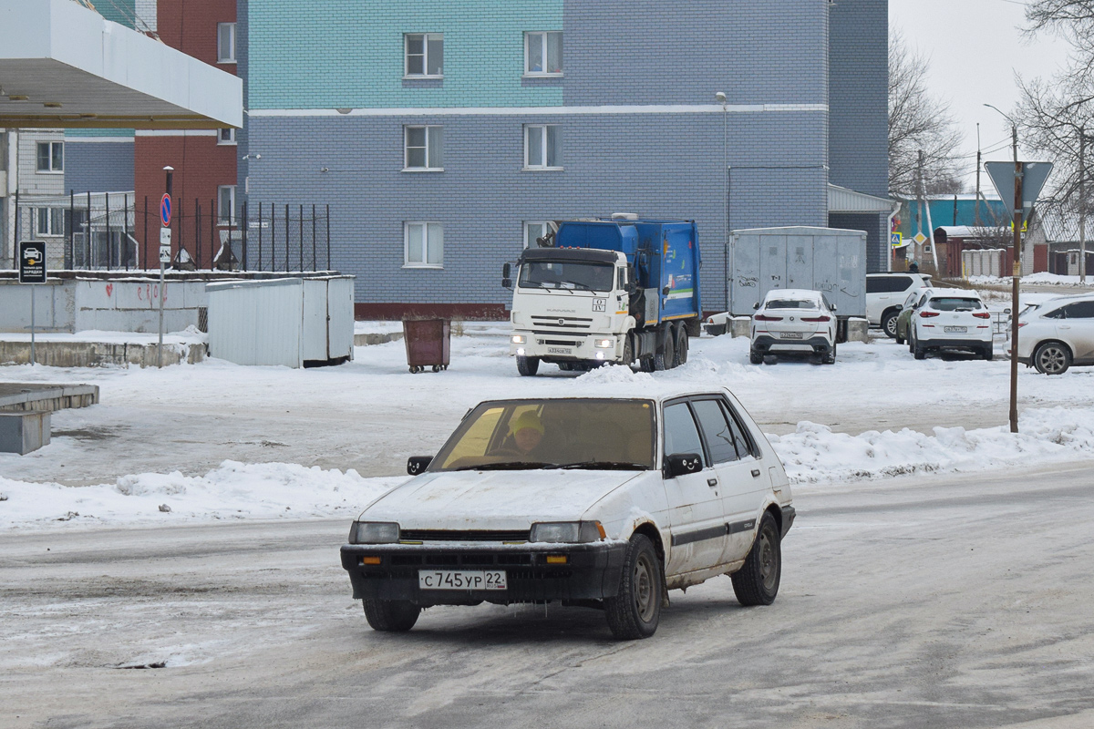 Алтайский край, № С 745 УР 22 — Toyota Corolla (E80) '83-87