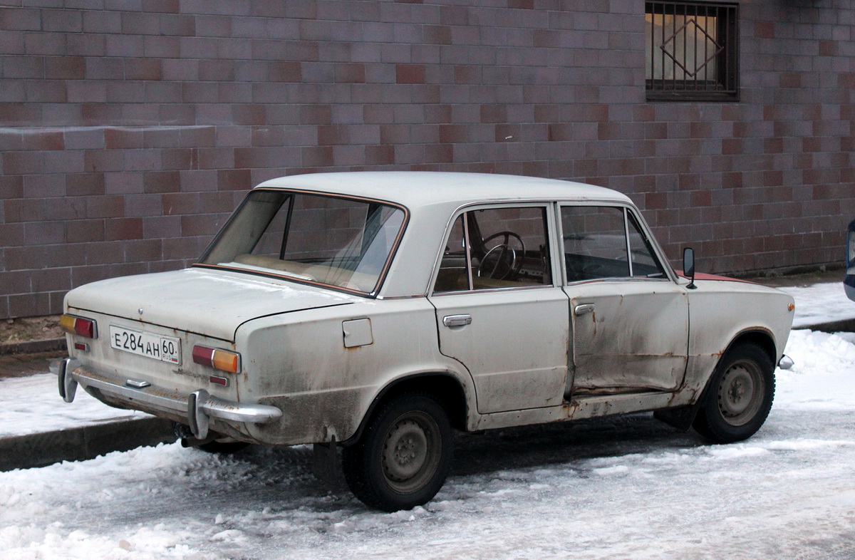 Псковская область, № Е 284 АН 60 — ВАЗ-2101 Жигули '70-83
