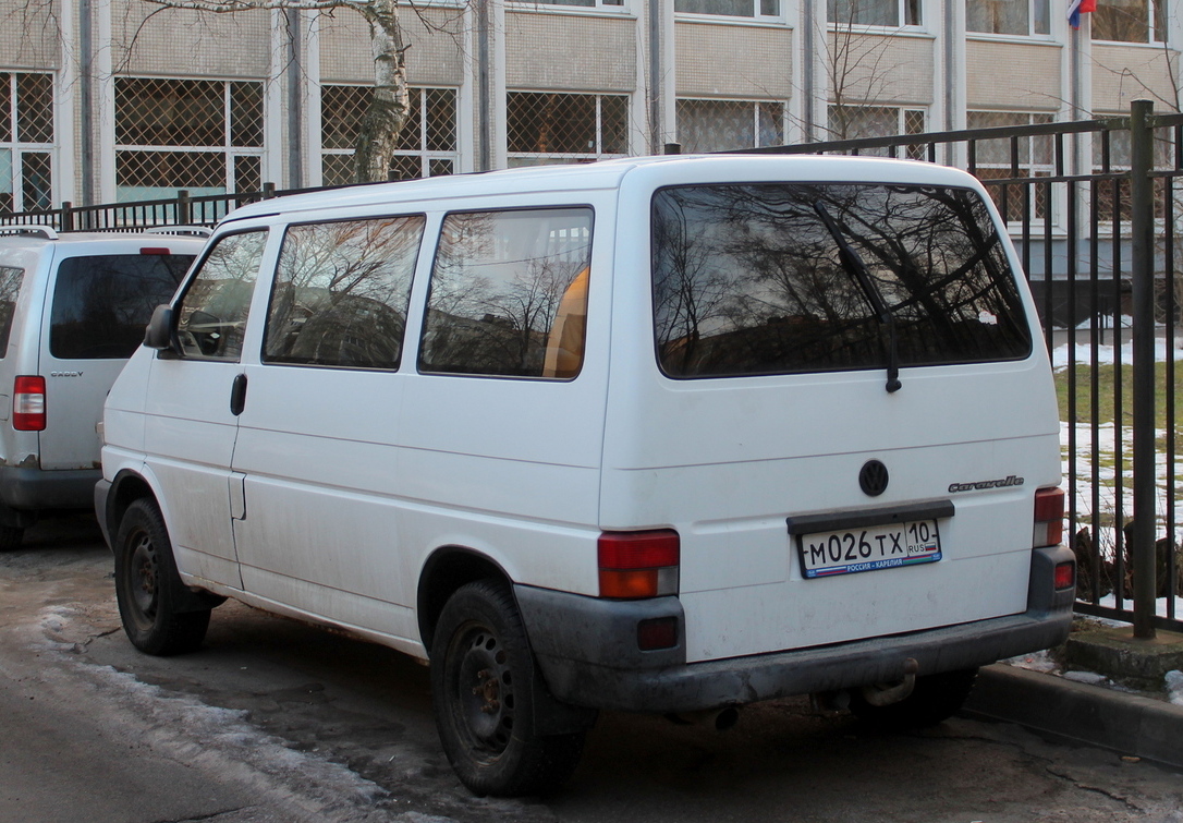 Карелия, № М 026 ТХ 10 — Volkswagen Caravelle (T4) '90-03
