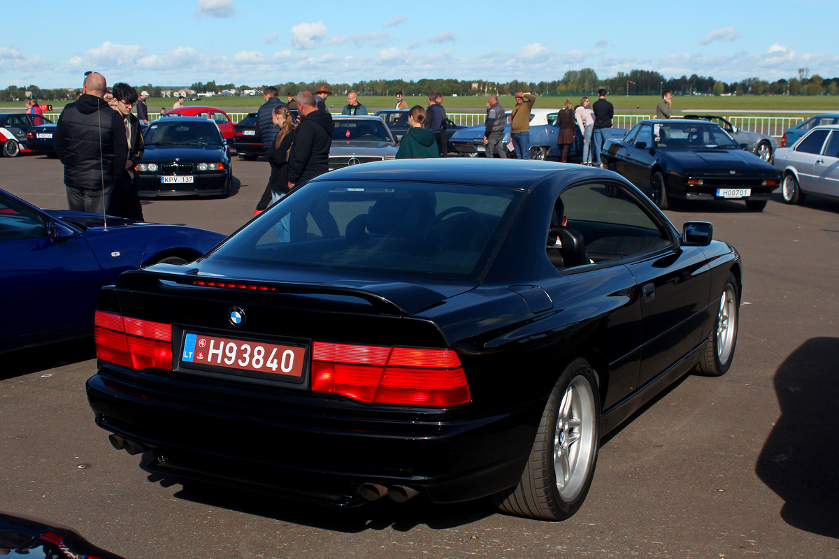 Литва, № H93840 — BMW 8 Series (E31) '89-99; Литва — Retro mugė 2024 ruduo