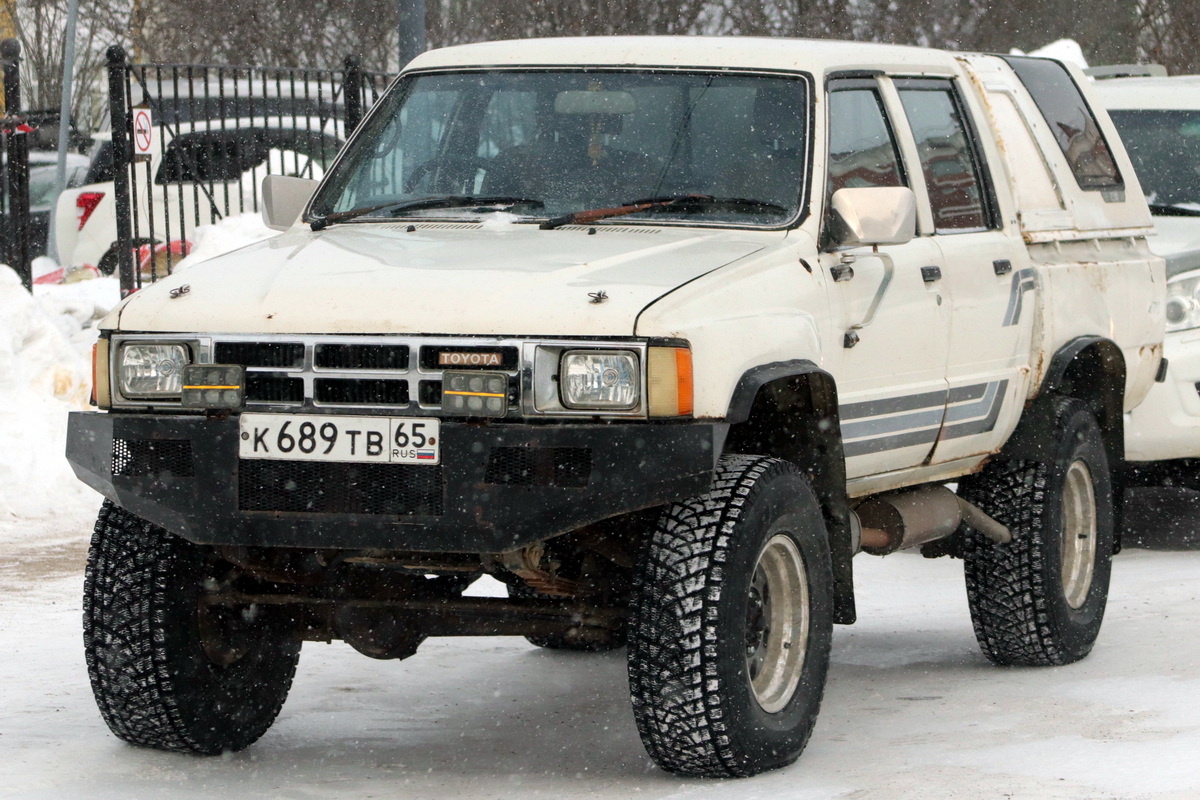 Сахалинская область, № К 689 ТВ 65 — Toyota Hilux (N50/N60/N70) '83-97