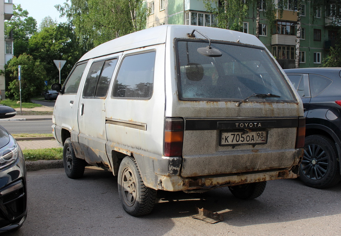 Санкт-Петербург, № К 705 ОА 98 — Toyota MasterAce Surf (R20/R30) '82-91