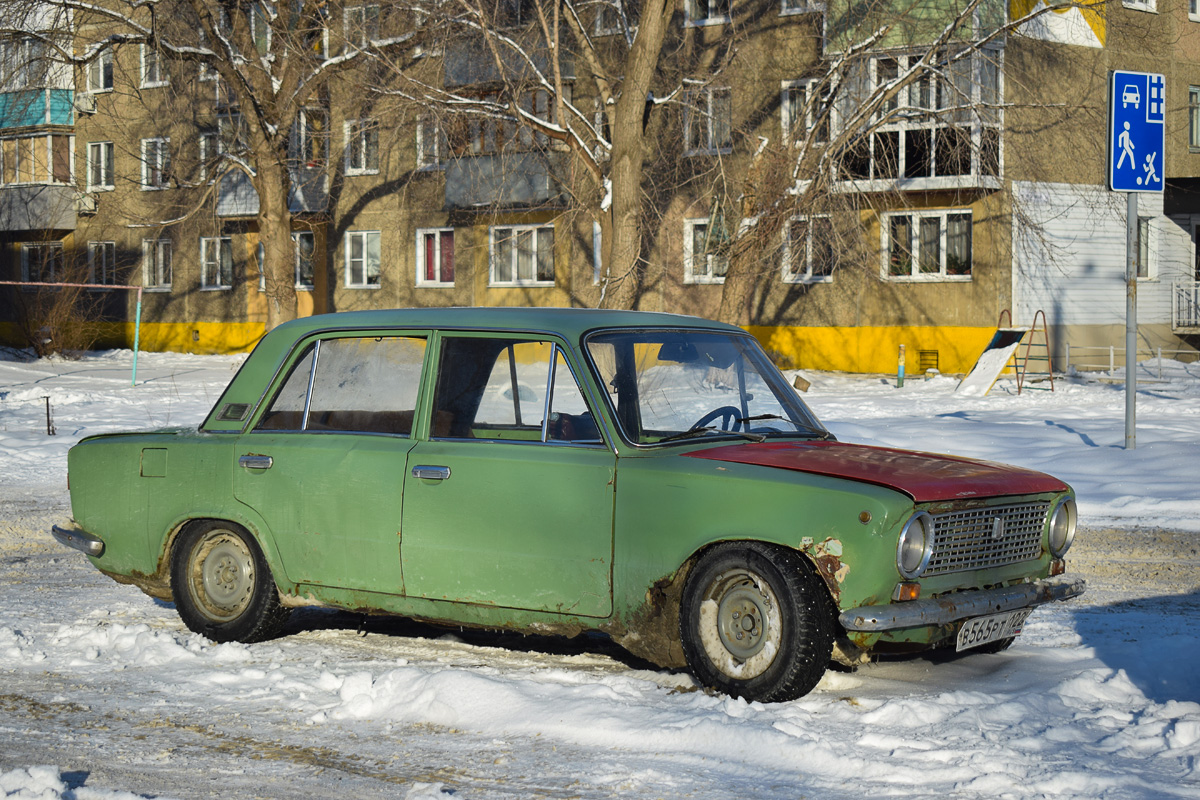 Алтайский край, № В 565 РТ 122 — ВАЗ-21013 Жигули '77-88