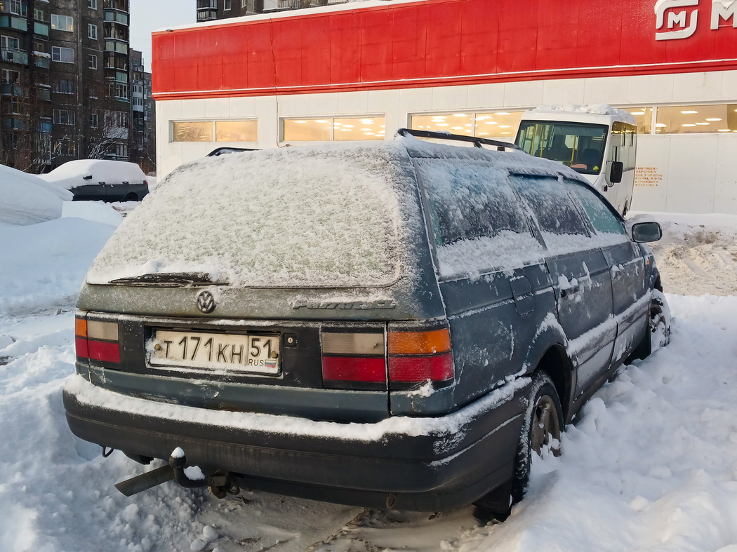 Мурманская область, № Т 171 КН 51 — Volkswagen Passat Variant (B3) '88-93