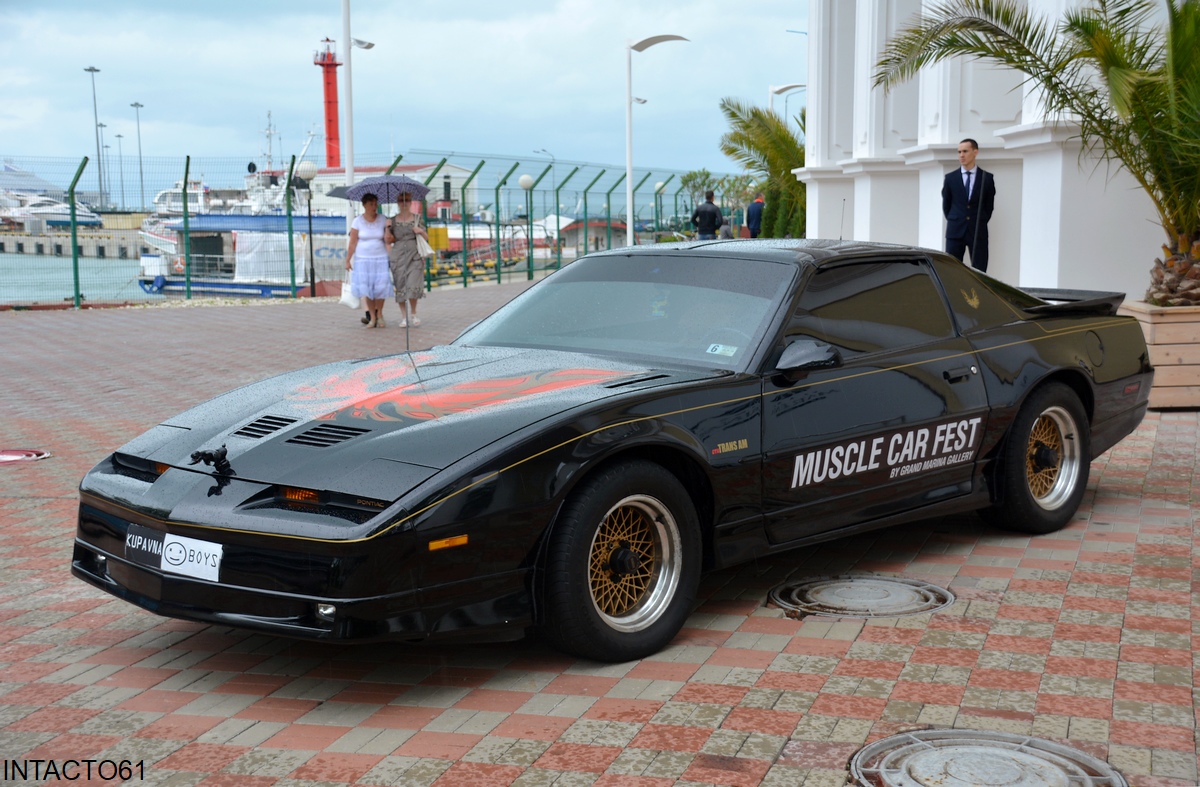 Москва, № Х 408 КН 777 — Pontiac Firebird (3G) '82-92