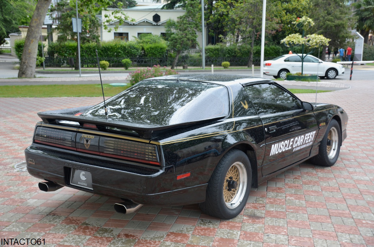Москва, № Х 408 КН 777 — Pontiac Firebird (3G) '82-92