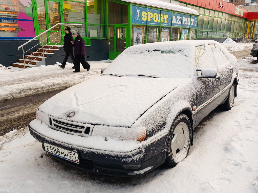 Мурманская область, № Е 888 МН 51 — Saab 9000 '84-98