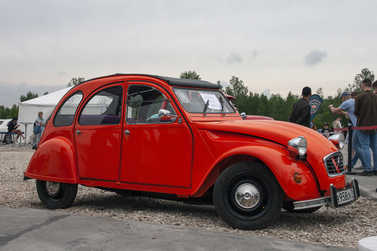 Татарстан, № В 958 ОК 716 — Citroën 2CV '49-90; Татарстан — Выставка ретро автомототехники 22 мая 2021 г.