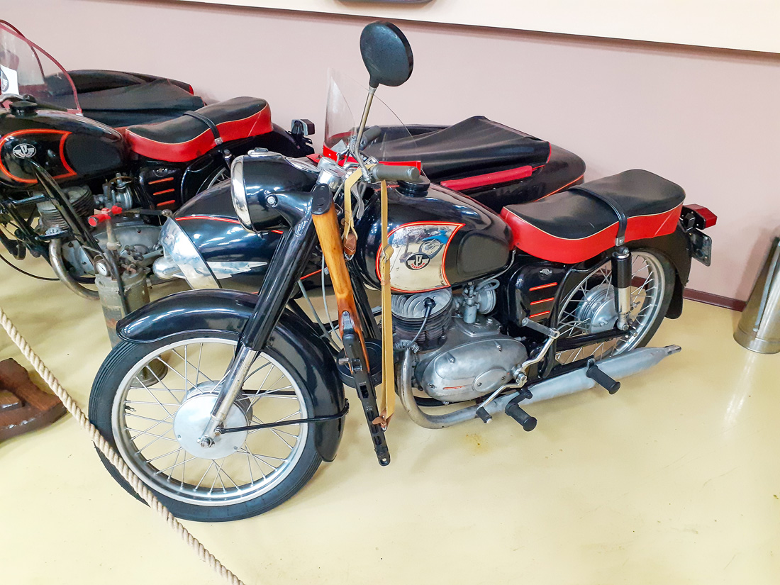 Свердловская область, № (66) Б/Н МТ 0179 — Pannonia T5 '64-75