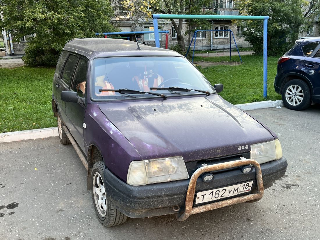 Удмуртия, № Т 182 УМ 18 — Иж-21261-36 '04-05