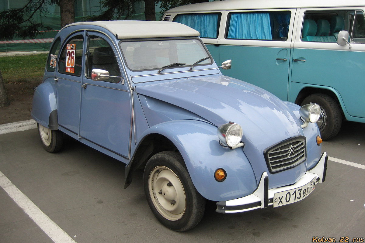 Новосибирская область, № Х 013 ВХ 54 — Citroën 2CV '49-90; Алтайский край — Выставки ко дню города Барнаул, 2010 г.