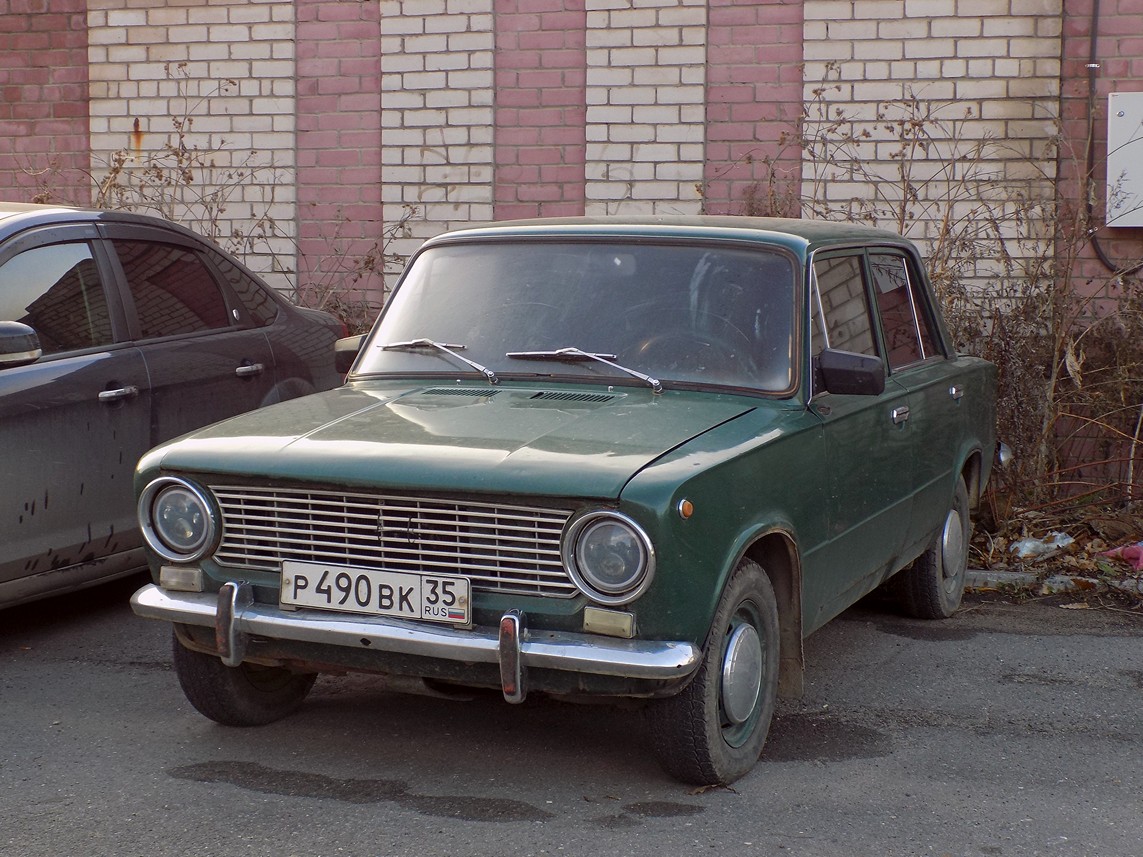 Вологодская область, № Р 490 ВК 35 — ВАЗ-2101 Жигули '70-83