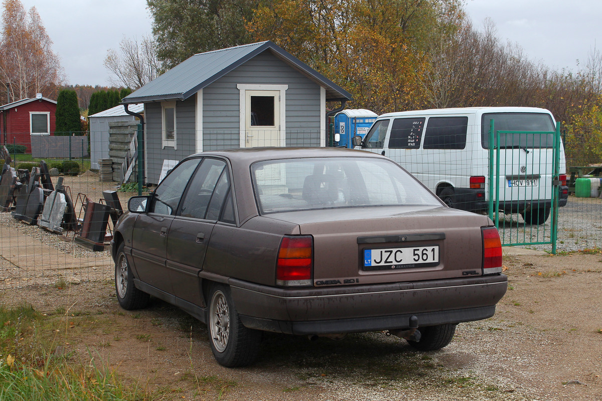 Литва, № JZC 561 — Opel Omega (A) '86-94