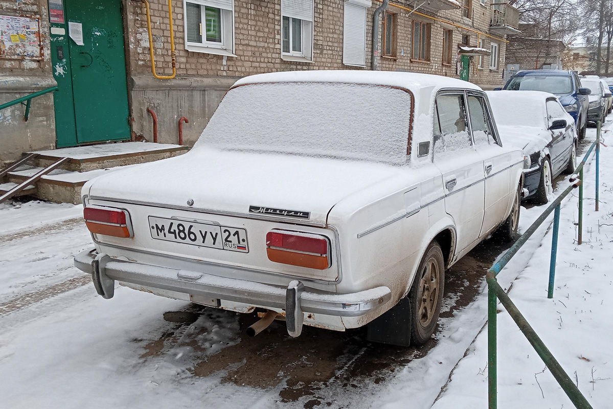 Чувашия, № М 486 УУ 21 — ВАЗ-2103 Жигули '72-84