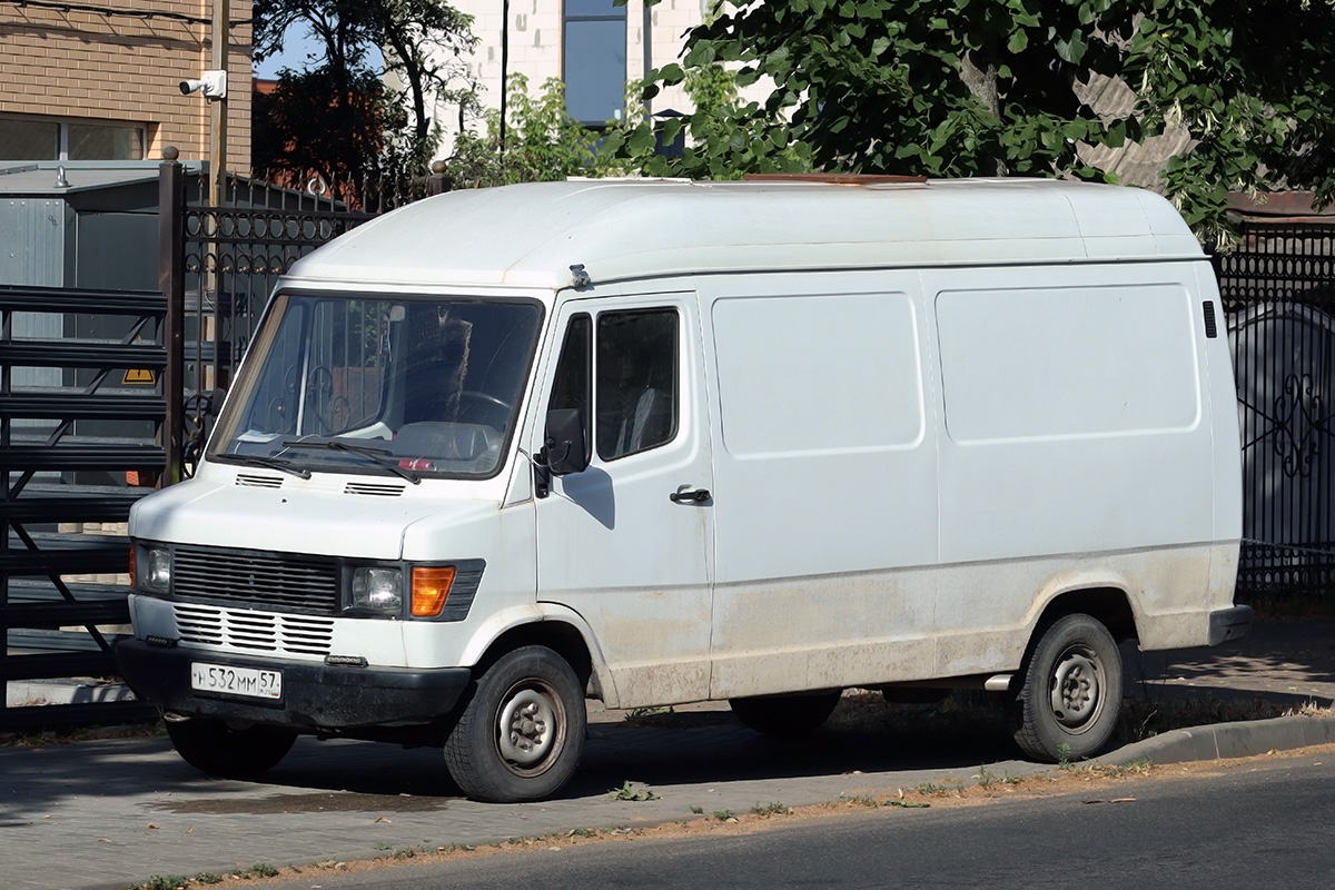 Орловская область, № Н 532 ММ 57 — Mercedes-Benz T1 210D '76-96