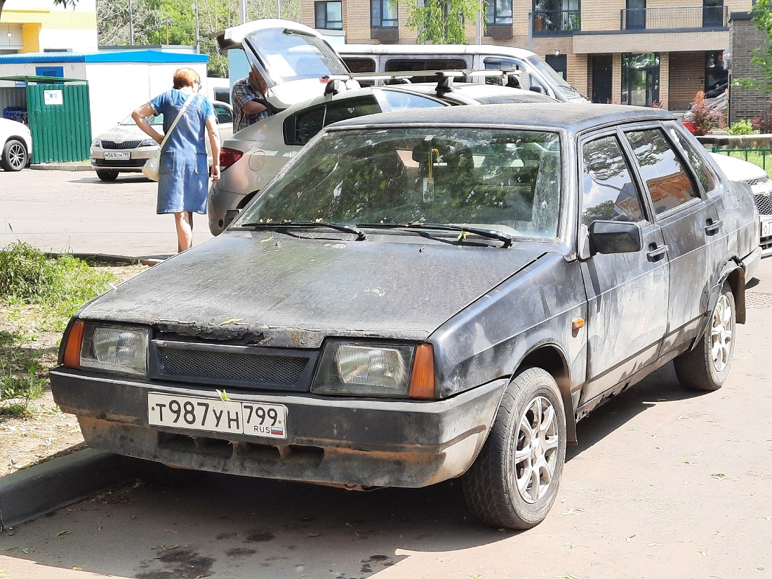 Москва, № Т 987 УН 799 — ВАЗ-21099 '90-04
