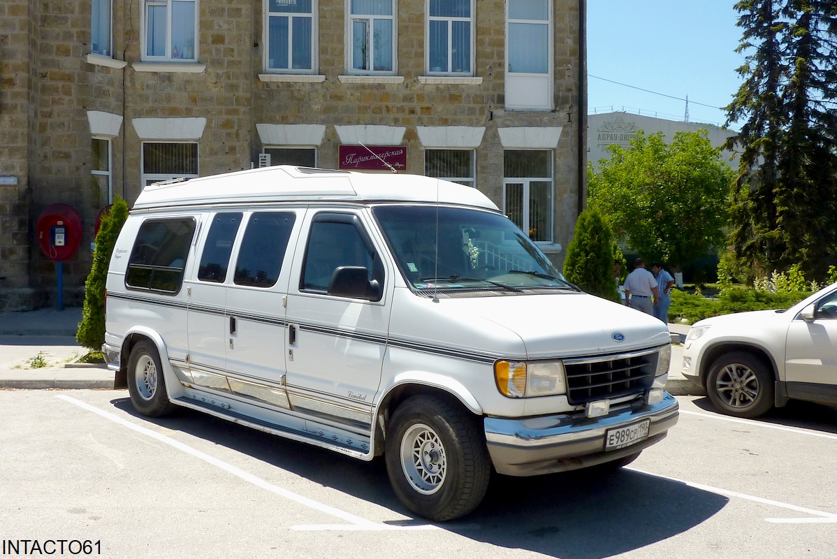 Московская область, № Е 989 СР 190 — Ford E-Series (4G) '92-07
