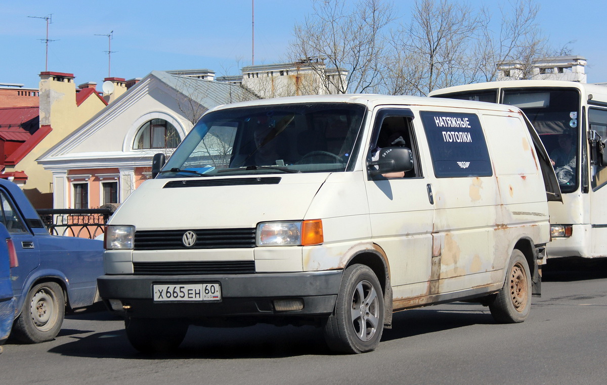 Псковская область, № Х 665 ЕН 60 — Volkswagen Typ 2 (T4) '90-03