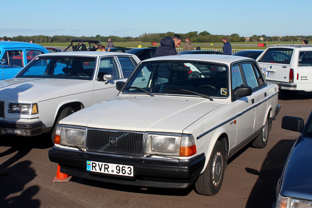 Литва, № RVR 963 — Volvo 240 Series (общая модель); Литва — Retro mugė 2024 ruduo