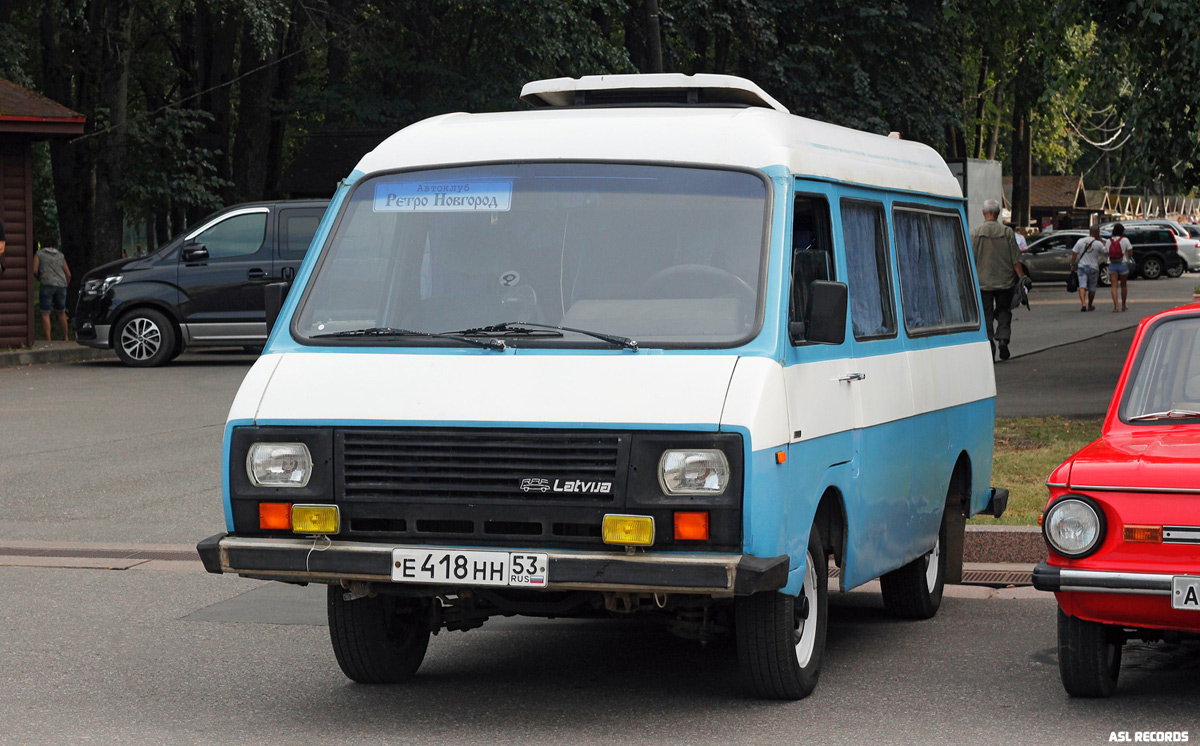 Новгородская область, № Е 418 НН 53 — РАФ-22038-02 Латвия '94-97