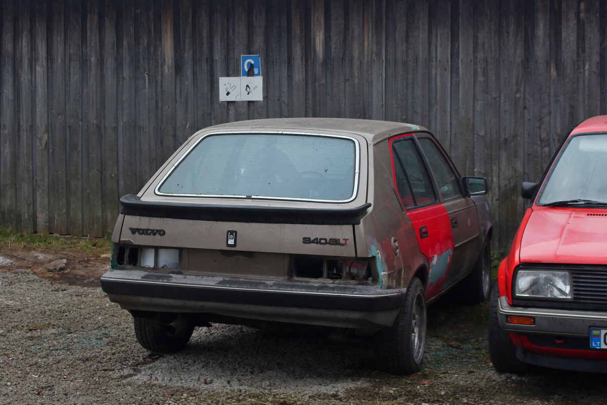 Литва, № (LT) U/N 0104 — Volvo 345 '82-91