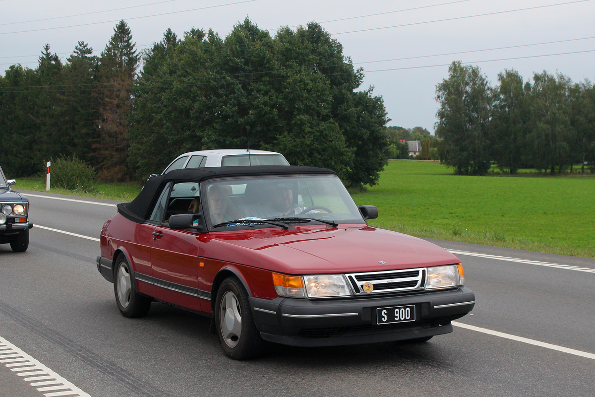 Эстония, № S 900 — Saab 900 '78-93; Литва — Baltijos kelias 35