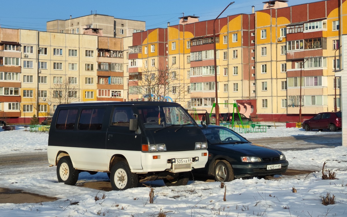 Тверская область, № Х 505 УА 69 — Mitsubishi Delica (3G) '86-99