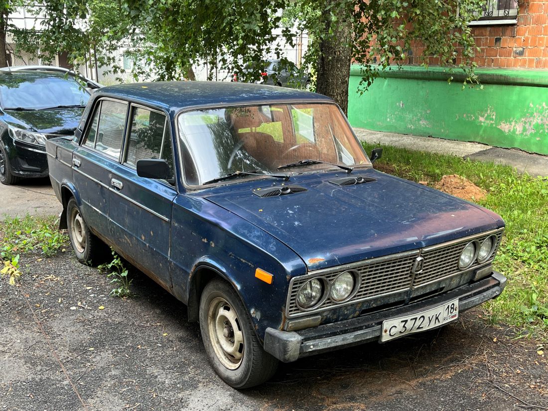 Удмуртия, № С 372 УК 18 — ВАЗ-2106 (Иж) '01-06